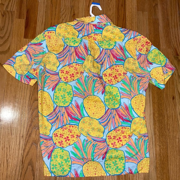 Chubbies pineapple nutter collared shirt Medium - Picture 2 of 3